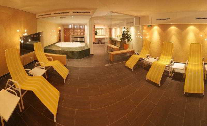 Hotel Alpinpark Инсбрук Экстерьер фото